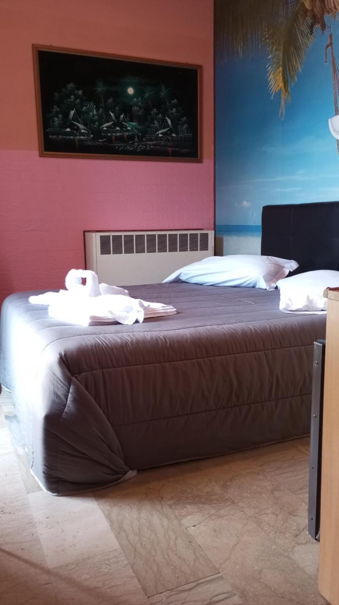 Sleep Well Hotel Total 2 Stelle ปิโซเญ ภายนอก รูปภาพ